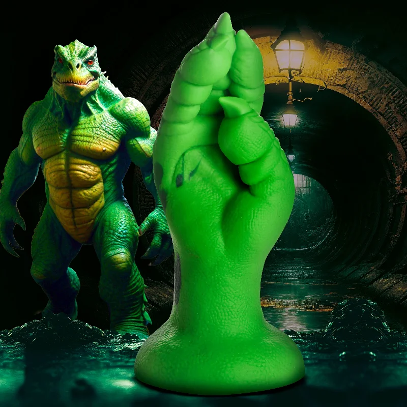 thin heated dildo-Raptor Claw Fisting Silicone Dildo - Green